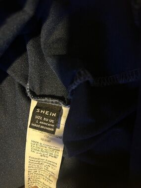SHEIN Navy Blue Knit Top